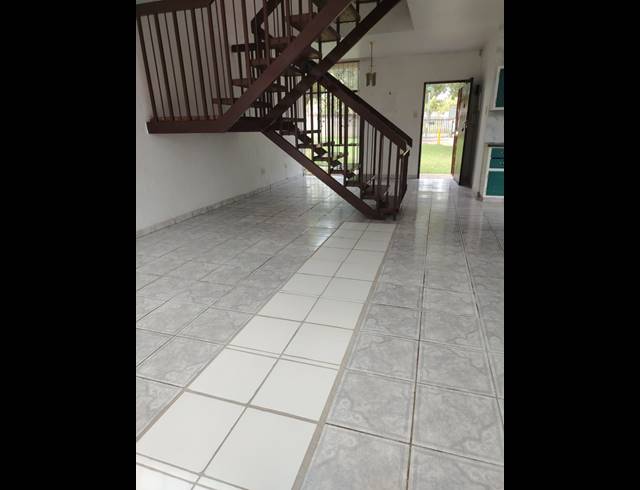 2 BEDROOM FLAT FOR SALE IN SURAYAVILLE